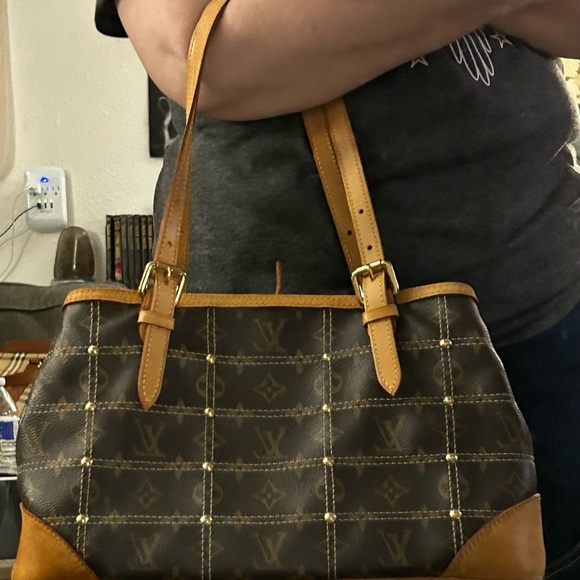 Authentic Louis Vuitton Monogram Rivet Bag. - Picture 13 of 14